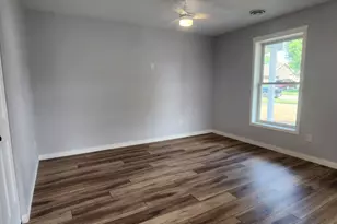 716 Washington St, Kenyon, MN 55946 - Photo 8