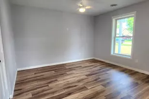 716 Washington St, Kenyon, MN 55946 - Photo 12