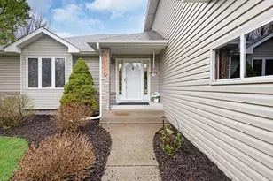 19566 Rochester St NE, Cedar, MN 55011 - Photo 2