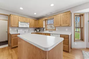4030 Woodhill Ct, Rockford, MN 55373 - Photo 8