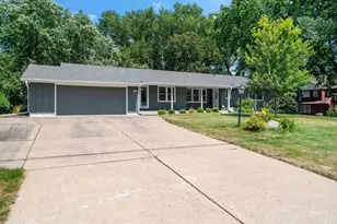 6112 Jeffrey Ln, Edina, MN 55436 - Photo 1