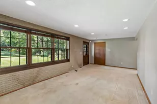 6112 Jeffrey Ln, Edina, MN 55436 - Photo 32