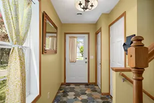 7637 Century Ct, Chanhassen, MN 55317 - Photo 14