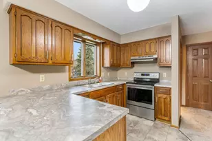 617 High Ridge Rd, River Falls, WI 54022 - Photo 10
