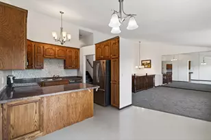 6017 79th Ave N, Brooklyn Park, MN 55443 - Photo 14
