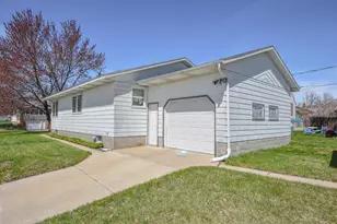 702 28th Ave N, Saint Cloud, MN 56303 - Photo 2