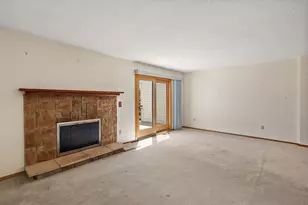 13612 Heather Hills Dr, Burnsville, MN 55337 - Photo 12