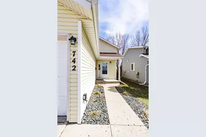 742 47 1/2 Street S, Fargo,  58103 - Photo 6