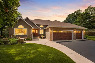 2330 Overlook Circle E, Maplewood, MN 55119 - Photo 1