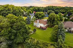 2330 Overlook Circle E, Maplewood, MN 55119 - Photo 2