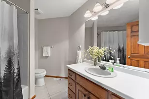 2330 Overlook Circle E, Maplewood, MN 55119 - Photo 20