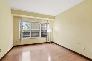 312 E 18th St, Minneapolis, MN 55404 - Photo 14