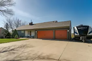 9 Island Heights Ct NE, Pine Island, MN 55963 - Photo 34
