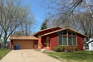 1329 Conrad Dr, Winona, MN 55987 - Photo 1