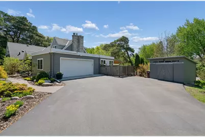 784 Hilltop Court, Mendota Heights, MN 55118 - Photo 6