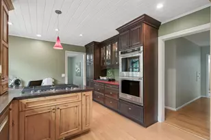 784 Hilltop Ct, Mendota Heights, MN 55118 - Photo 32