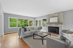 784 Hilltop Ct, Mendota Heights, MN 55118 - Photo 4