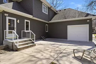 9550 Woodlawn Pl N, Champlin, MN 55316 - Photo 8