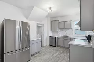 4148 Bryant Ave N, Minneapolis, MN 55412 - Photo 14