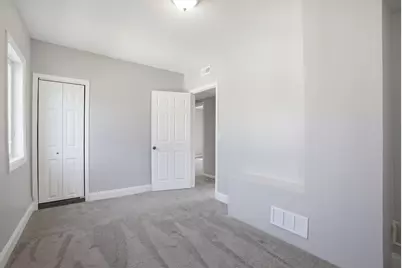 4148 Bryant Avenue N, Minneapolis, MN 55412 - Photo 30