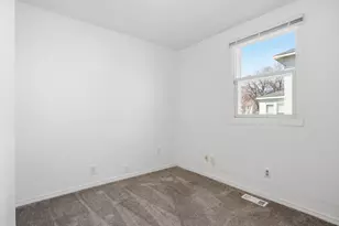 4148 Bryant Ave N, Minneapolis, MN 55412 - Photo 18