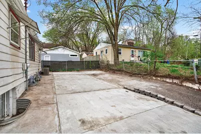 200 Belvidere Street E, Saint Paul, MN 55107 - Photo 28