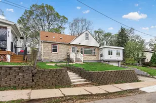 200 Belvidere St E, Saint Paul, MN 55107 - Photo 1