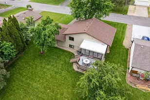 1700 Pioneer Ln, White Bear Township, MN 55110 - Photo 4