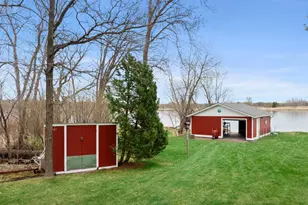 52585 Azalea Ave, Stanchfield, MN 55080 - Photo 2