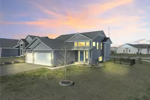380 Cross Cir, Dundas, MN 55019 - Photo 1