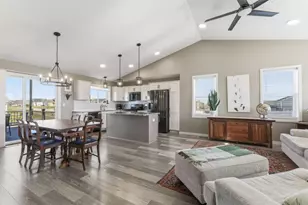 380 Cross Cir, Dundas, MN 55019 - Photo 6