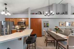 7556 Ojibway Park Bay, Woodbury, MN 55125 - Photo 12