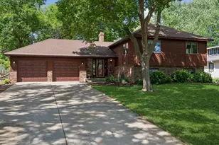 8648 Park Ave, Saint Bonifacius, MN 55375 - Photo 1