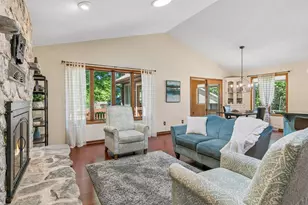 8648 Park Ave, Saint Bonifacius, MN 55375 - Photo 12