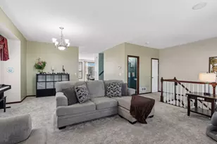 1354 Savanna Dr, Shakopee, MN 55379 - Photo 10
