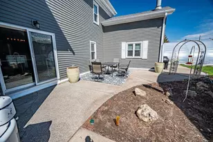 438 W Kinne St, Ellsworth, WI 54011 - Photo 24