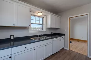 416 N 2nd St, Le Sueur, MN 56058 - Photo 16