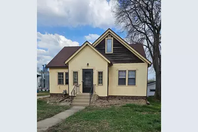 416 N 2nd Street, Le Sueur, MN 56058 - Photo 1