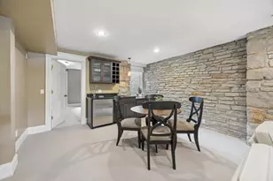 672 Summit Ave, Saint Paul, MN 55105 - Photo 24