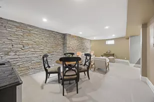 672 Summit Ave, Saint Paul, MN 55105 - Photo 22
