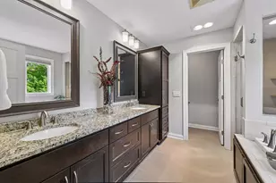 899 Rolling Bluff, Excelsior, MN 55331 - Photo 20