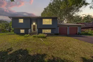 759 Lathrop Dr, Northfield, MN 55057 - Photo 2
