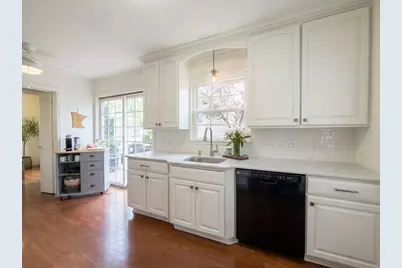3137 Nevada Avenue S, Saint Louis Park, MN 55426 - Photo 8