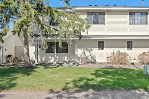 9307 73rd St S, Cottage Grove, MN 55016 - Photo 2