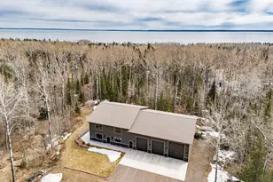 5174 Upper Peterson Rd, Duluth, MN 55804 - Photo 2