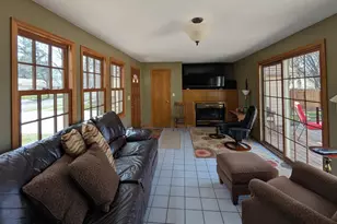 617 N 9th St, Montevideo, MN 56265 - Photo 4