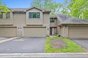 13145 Gemstone Ct, Apple Valley, MN 55124 - Photo 16