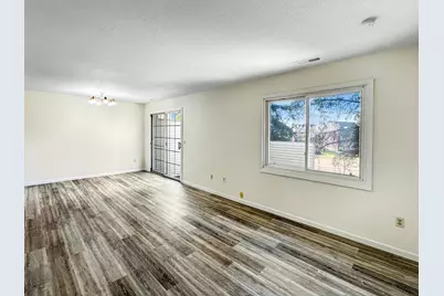 607 E Burnsville Parkway #13, Burnsville, MN 55337 - Photo 8