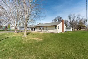 122 W Fir Ave, Fergus Falls, MN 56537 - Photo 56