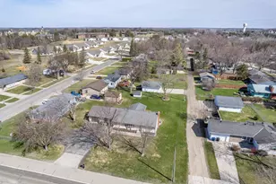 122 W Fir Ave, Fergus Falls, MN 56537 - Photo 58